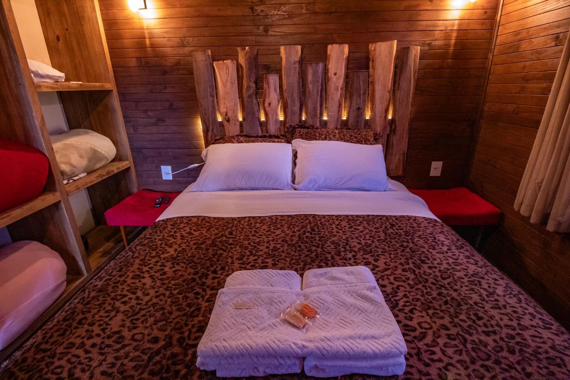 Casas Rainha Da Serra 01 E 02 Dorm Com Cozinha E Fogo De Chao Urubici Esterno foto